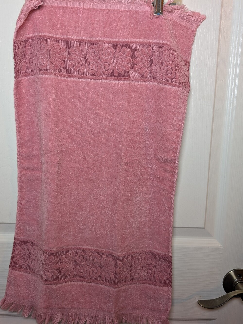 One Vintage Cannon Sculpted Pink Hand Towel,Fringed, EUC